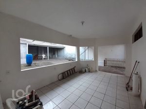 Image 12 - 586652