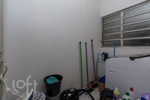 Image 9 - 586744