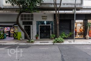 Image 31 - 586744