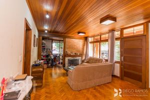Image 6 - 586772