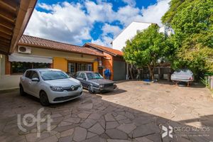 Image 33 - 586772
