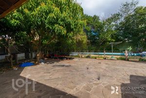 Image 34 - 586772