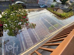 Image 11 - 586858