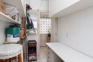 Image 25 - 586938