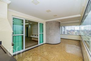 Image 3 - 586947