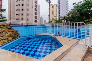 Image 96 - 586947