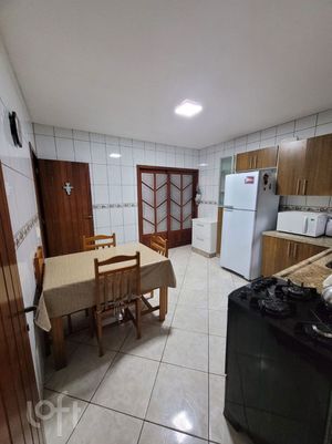Image 11 - 587069