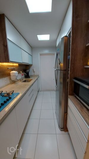 Image 4 - 587186