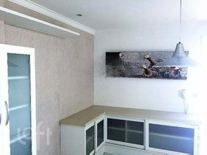 Image 5 - 587352