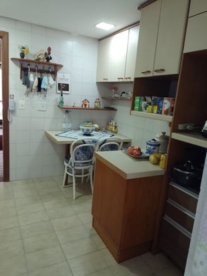 Image 5 - 5878
