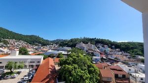Image 9 - 589414