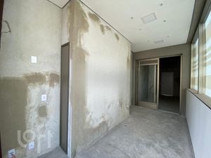 Image 11 - 589947