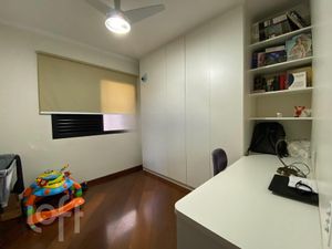 Image 7 - 590128