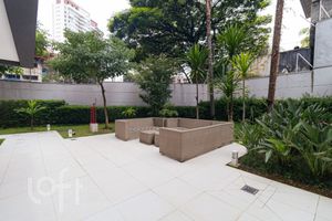 Image 76 - 590197