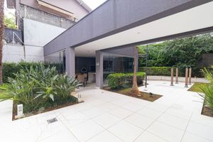Image 100 - 590197