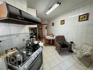 Image 7 - 590768