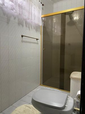 Image 9 - 590869