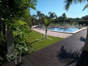 Image 15 - 591050