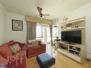 Image 4 - 591058