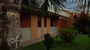 Image 10 - 591162