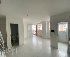 Image 10 - 591179