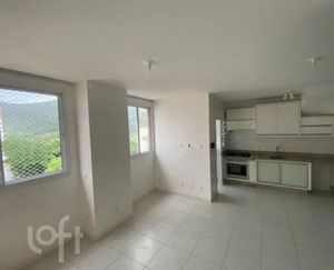 Image 7 - 591179
