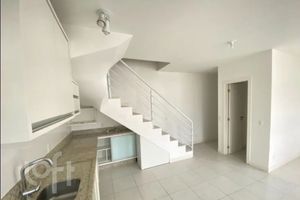 Image 3 - 591179
