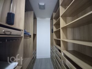 Image 19 - 591265