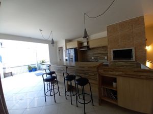 Image 1 - 591265