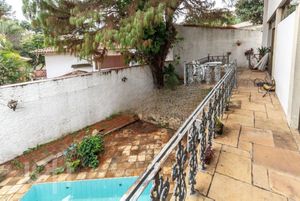Image 12 - 591532