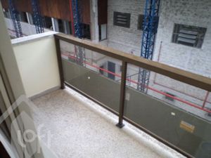 Image 4 - 591576