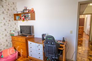 Image 22 - 591794