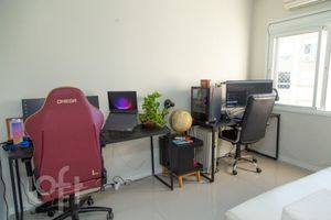 Image 15 - 591823