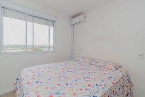 Image 12 - 591880