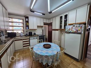 Image 4 - 592152