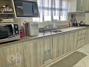 Image 17 - 592358