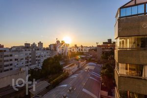 Image 15 - 592634