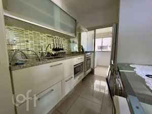 Image 4 - 592705