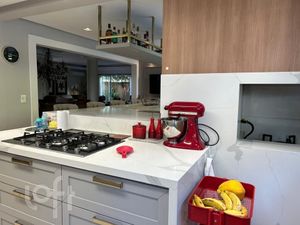 Image 24 - 592816
