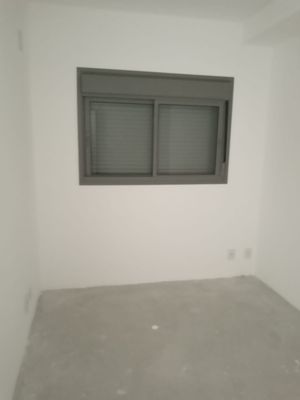 Image 3 - 592953