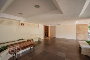 Image 30 - 593192
