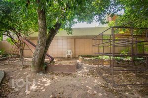 Image 37 - 593192