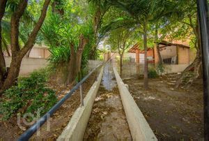 Image 34 - 593192