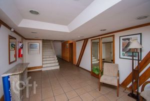 Image 21 - 593192