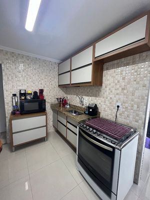 Image 3 - 594168