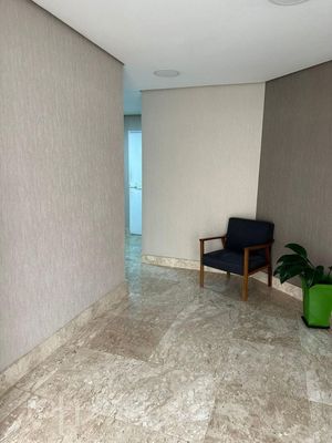 Image 17 - 594215