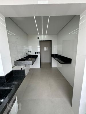 Image 38 - 594215