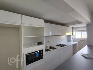 Image 4 - 594693