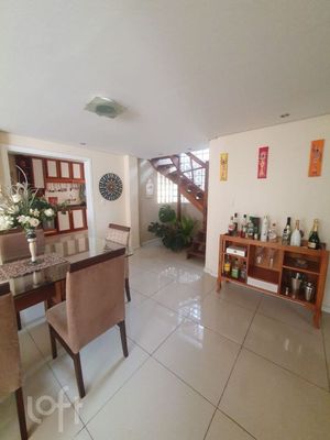 Image 6 - 594799