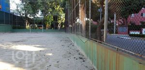 Image 32 - 594898